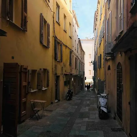 Ajaccio : Maison Coeur Historique Et Plage St Francois * Ajaccio (Corsica)
